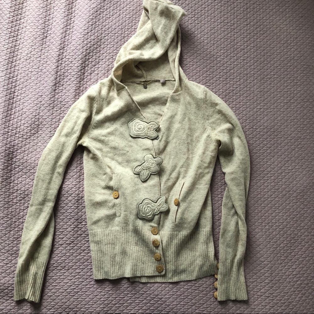 Anthropologie Cozy sweater hoodie with pockets